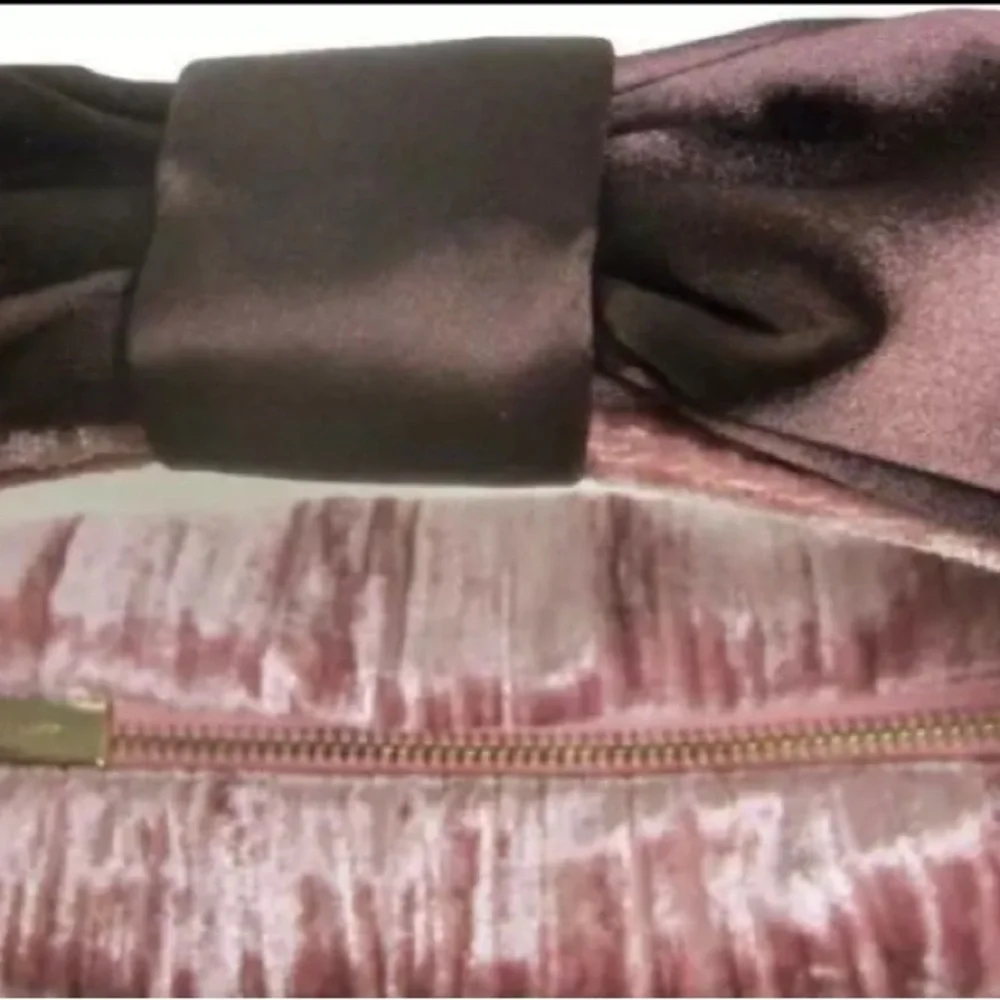 Kate Spade Crushed Velvet‎ Baguette Pomegranate Pink Bow Handbag MSRP $329